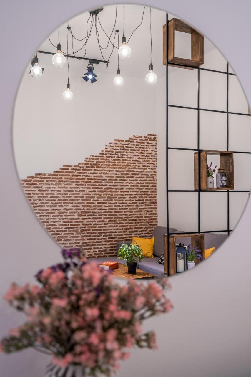 Irina'S Cozy Apartment In Old Tbilisi Exteriör bild
