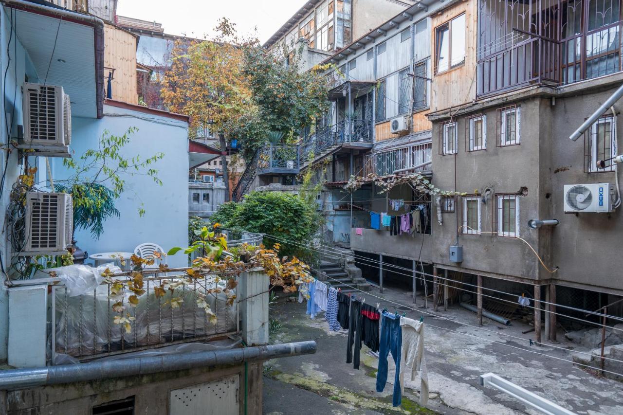 Irina'S Cozy Apartment In Old Tbilisi Exteriör bild